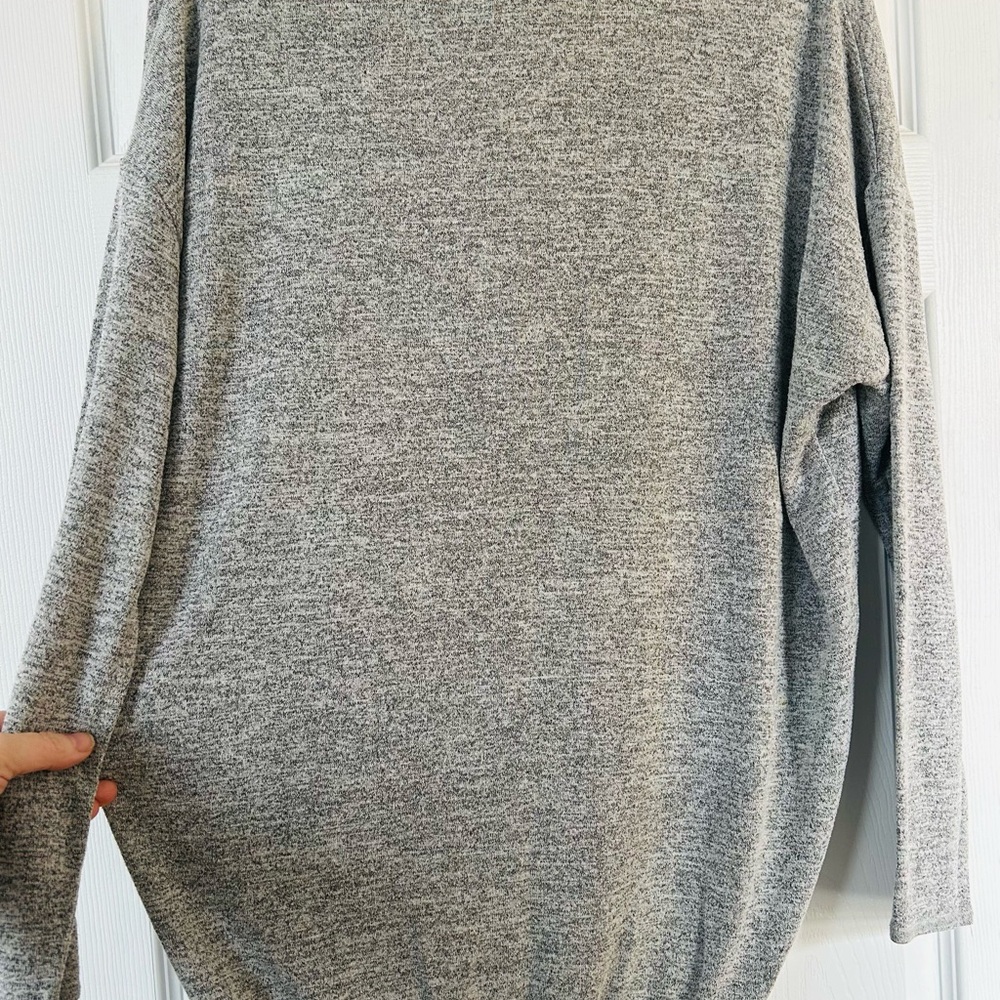Wilfred Free V-Neck Sweater - Picture 5 of 5